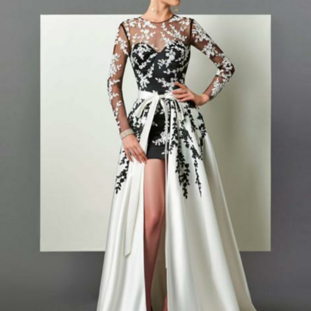 Bridess Black & White Gown Size 8